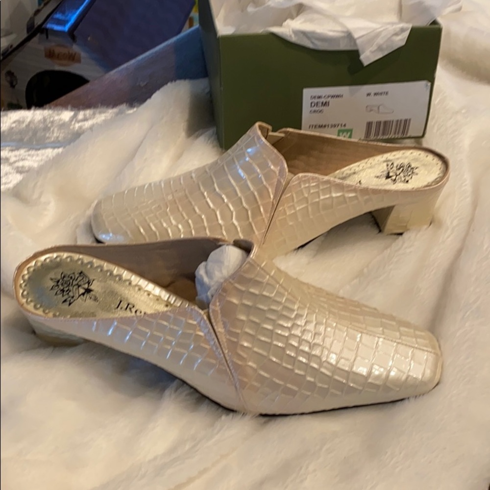 Faux Crocodile mule